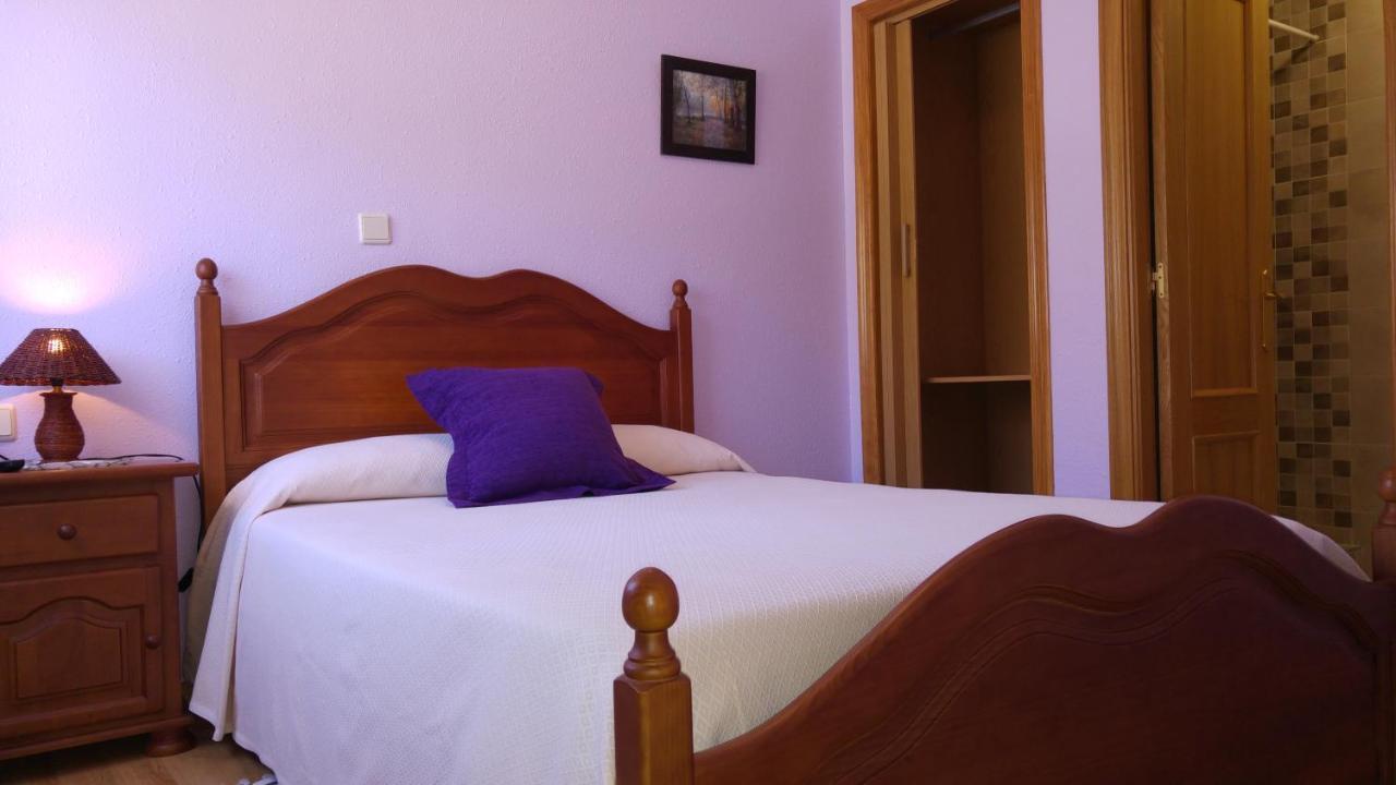 Hostal El Peregrino 拉波尔特拉德瓦尔卡 外观 照片